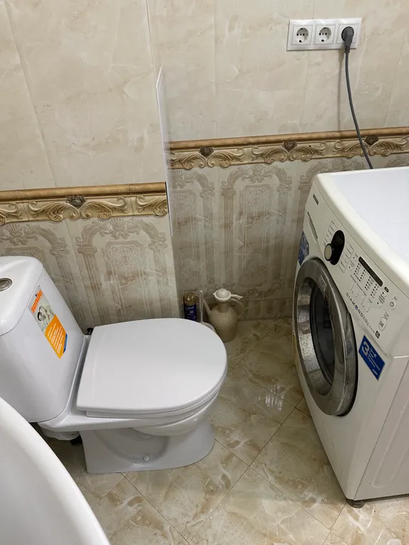 Квартира в 10 минутах ходьбы до моря и до дворца спорта Али Алиева.