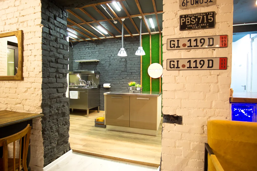 Loft Dvor — дизайнерское пространство для событий и проживания