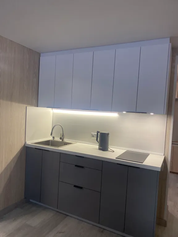 Уютный домик на озере