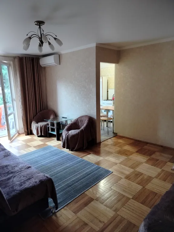 Трёхкомнатная квартира с двумя раздельными спальнями и залом