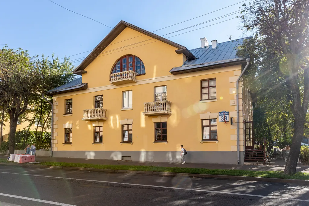 Квартира Апартаменты на площади Победы — Минск