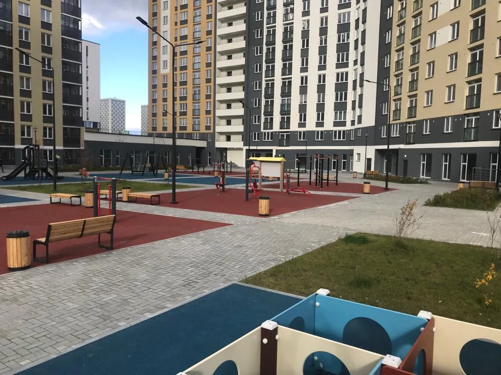 Квартира Квартира Уютная студия с видом на парк — Екатеринбург