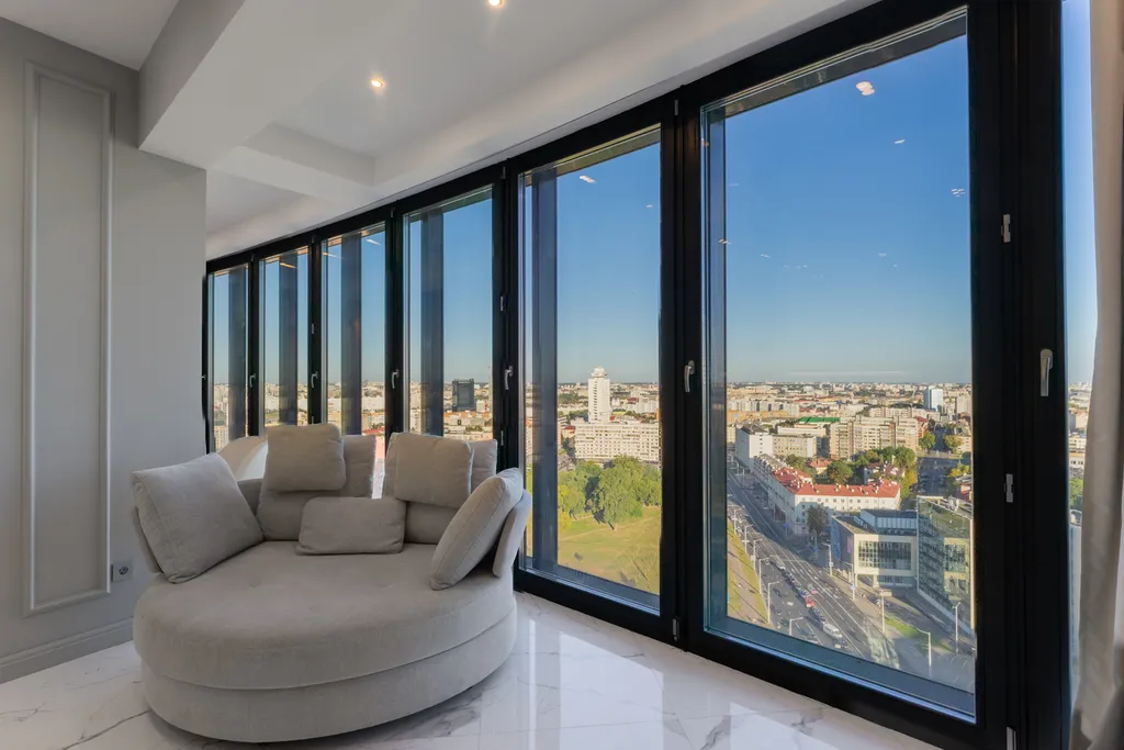 Vip апартаменты в парус-сити на 21 этаже, 101 метр, центр, 2 балкона