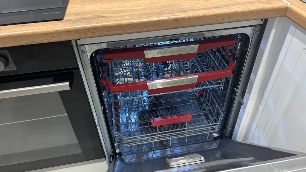 Просторная евро трёхкомнатная квартира в центре