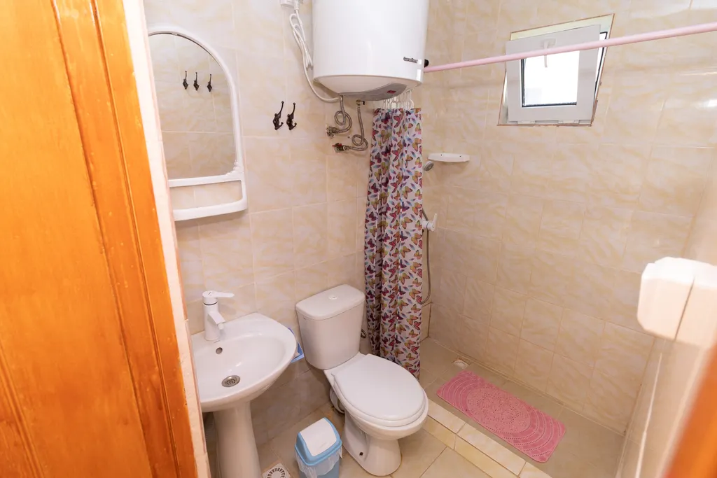 Квартира Квартира Уютные четырехместные комнаты — Новоотрадное