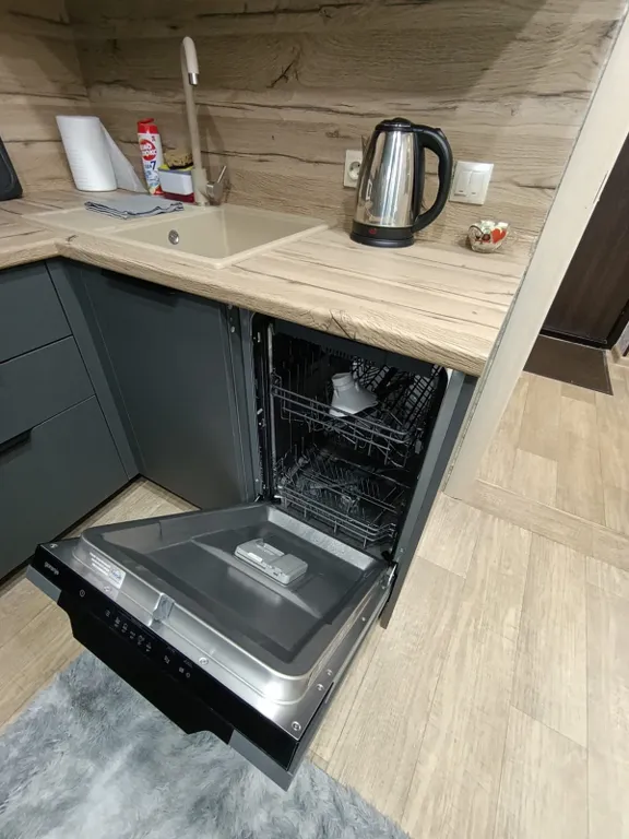 Квартира Квартира Уютная 1-комнатная квaртиpа вблизи городского озера — Горячий Ключ