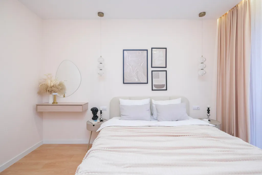 Евротрешка возле аквапарка