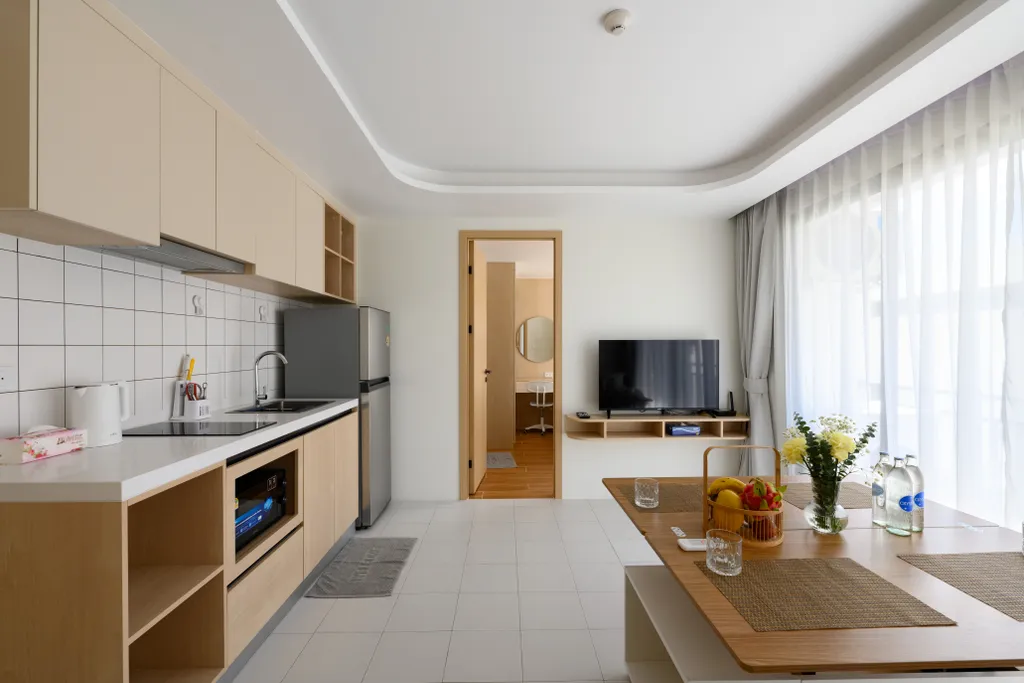 Премиальная двухкомнатная квартира у пляжа Камала