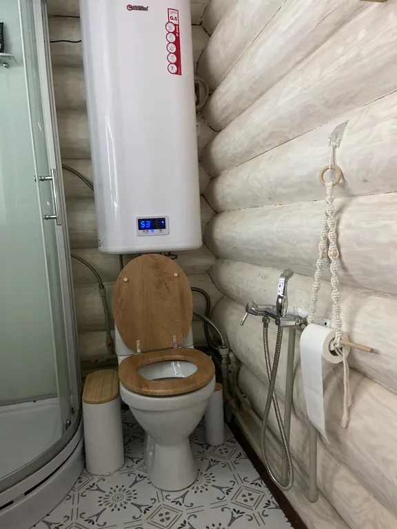 Сказочный дом в лесу