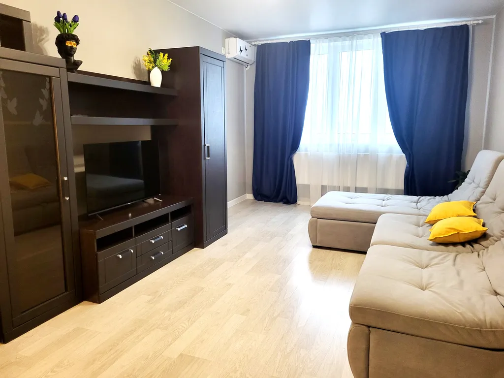 Квартира Большая двухкомнатная квартира рядом аэропорт, трасса М4 — Краснодар