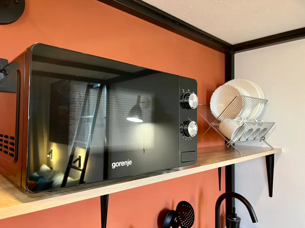 Дизайнерская студия на четверых гостей