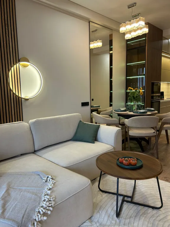 Двухкомнатный апартамент AURA