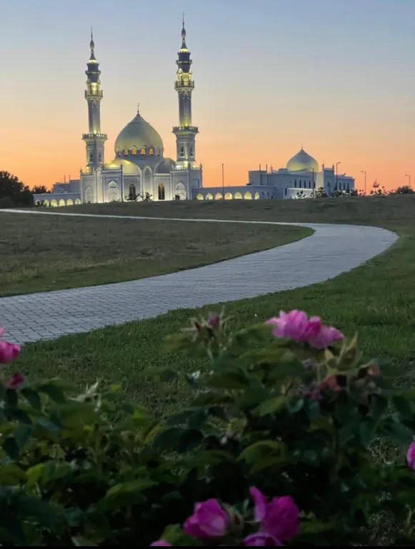 Дома в Болгаре на берегу реки Волга