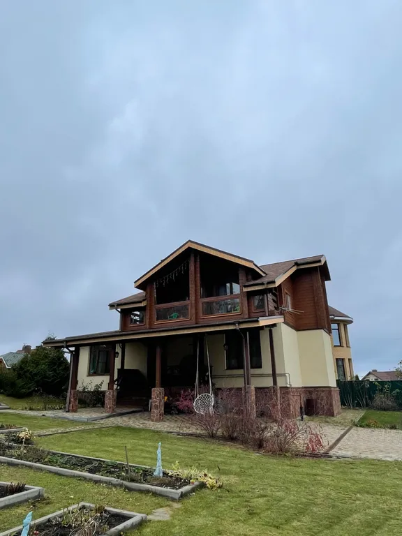 Коттедж рядом с городом