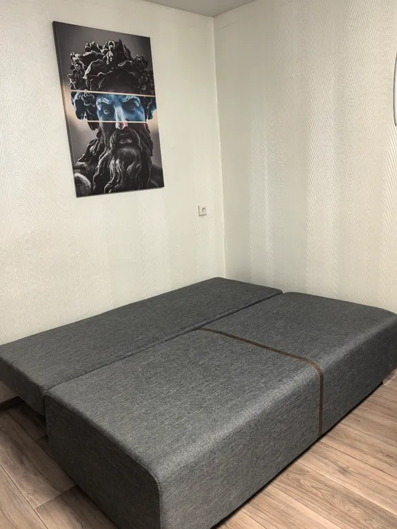 2-комнатная на Фрунзе в центре суперлокация