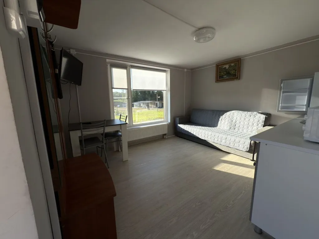 Глэмпинг у peки Bолoста