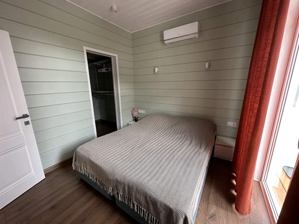 Уютный коттедж на территории Теннисной Академии