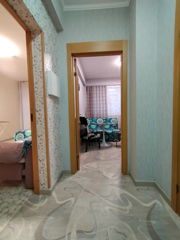 Квартира с балконом и видом на горы