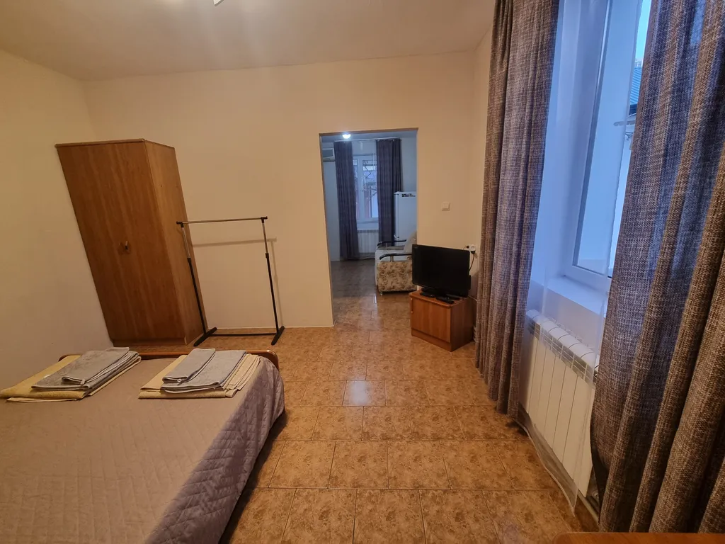 Комната в доме с отдельным входом