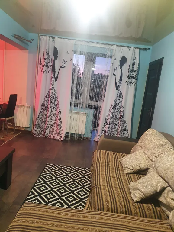 Квартира рядом с Ворошиловским торговым центром