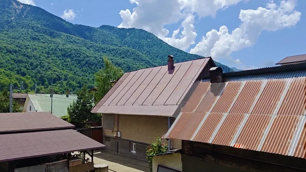 Красивый и современный апартамент со спальней