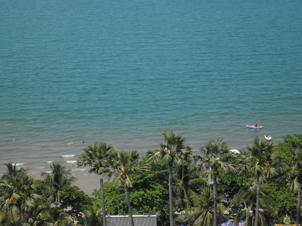 Студия с фронтальным видом на море, пляж Джомтьен