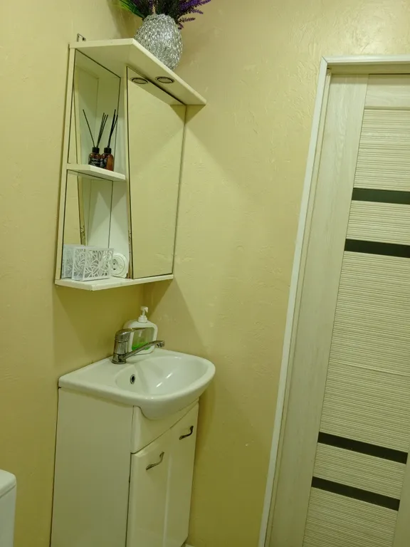 Уютная квартира студия в тихом месте.