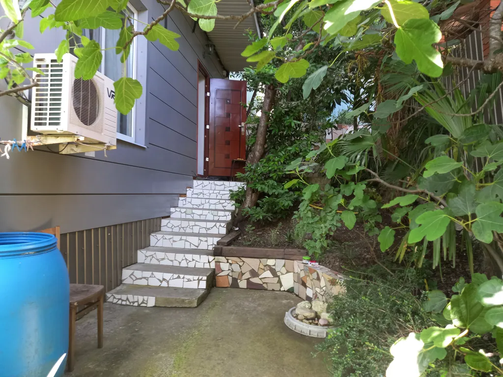 Студия под ключ в частном доме