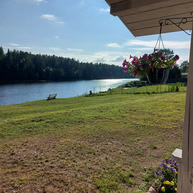 Коттедж Дом в Карелии с видом на реку — Нурмойла