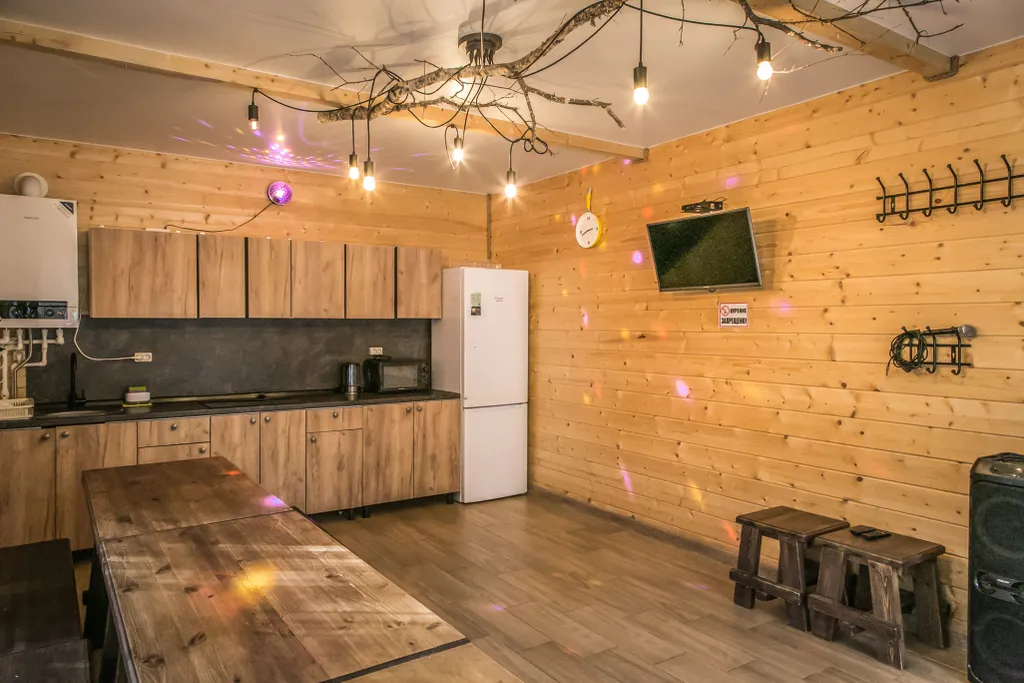 Коттедж для всей компании с видом на горы