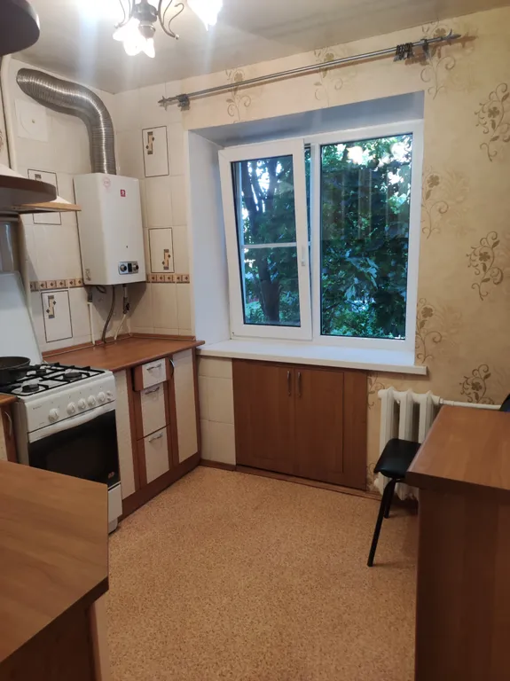 2х комнатная квартира на 6 человек рядом с центром