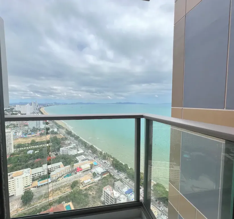 Copacabana Beach Jomtien Deluxe Sky Ocean 5453