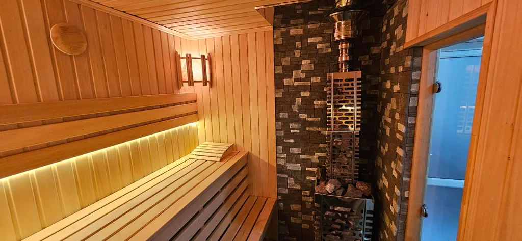 Коттедж Дом с баней и бассейном — Елизаветинская