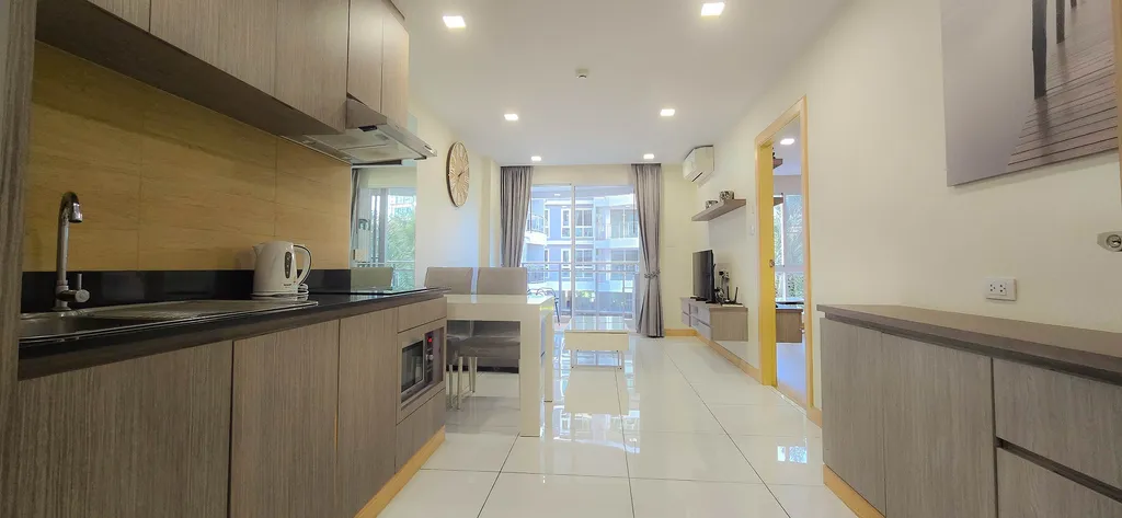 Уютная квартира для отпуска на первой линии с видом на бассейн — аренда посуточно в Паттайя