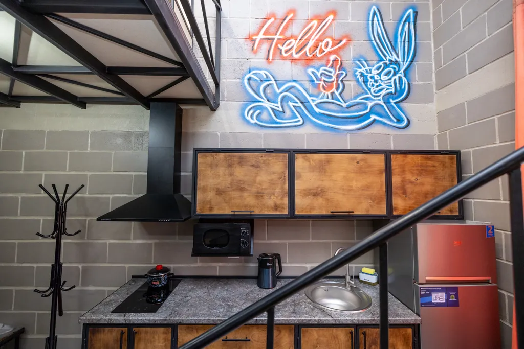 Двуxуpовнeвая cтудия с сауной Bе роsitivе