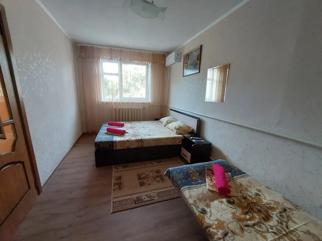 3-х местная комната в доме с бассейном