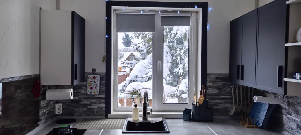 Дом-баня у родника