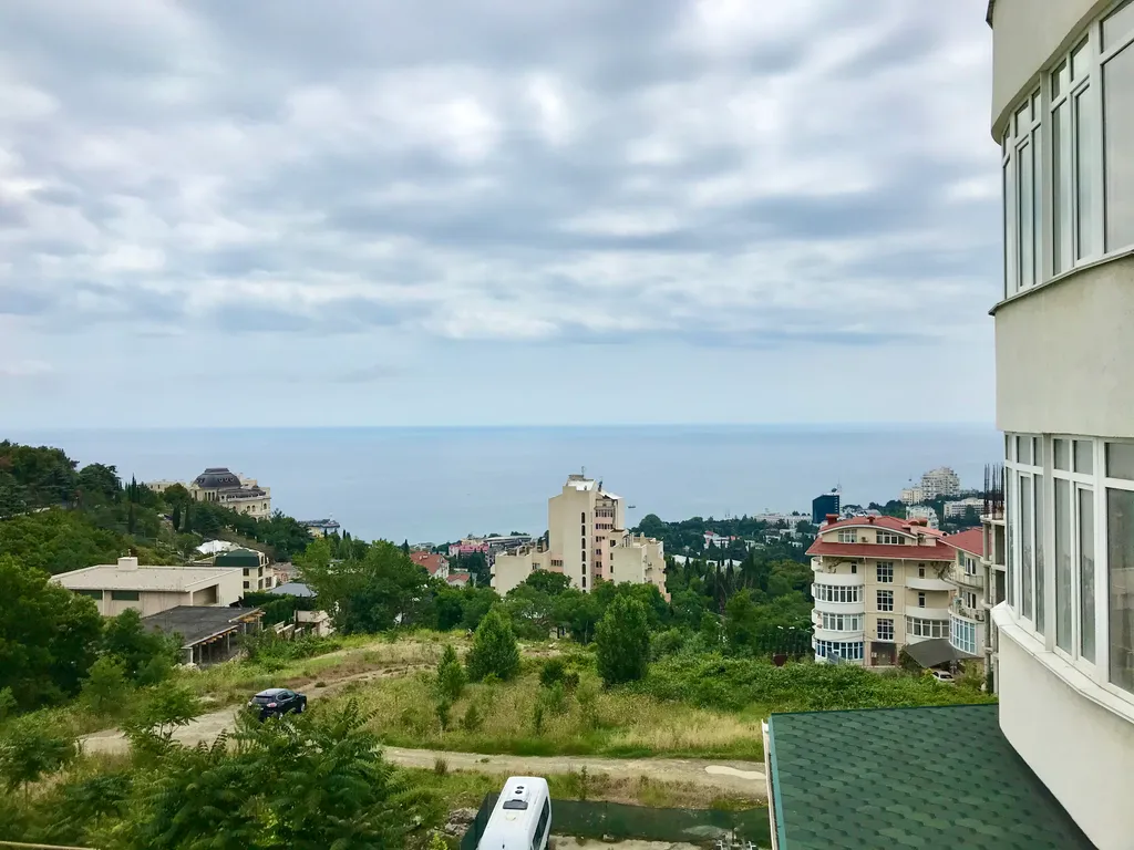 Квартира с прекрасным видом на горы и парк