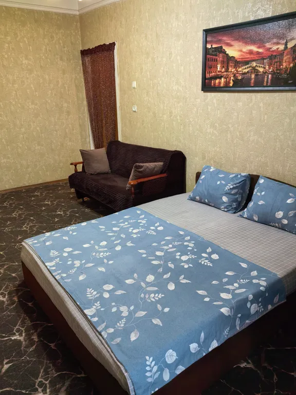 Бюджетная квартира в центре города, рядом с  парком .