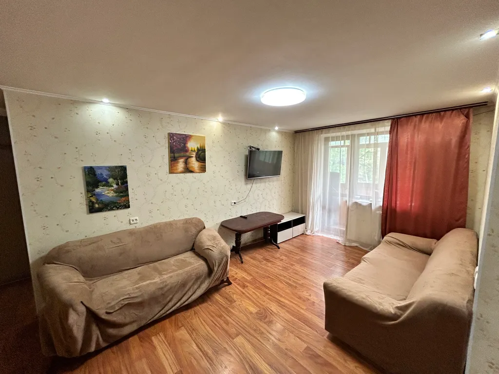 Квартира Вместительная квартира в центре города — Симферополь