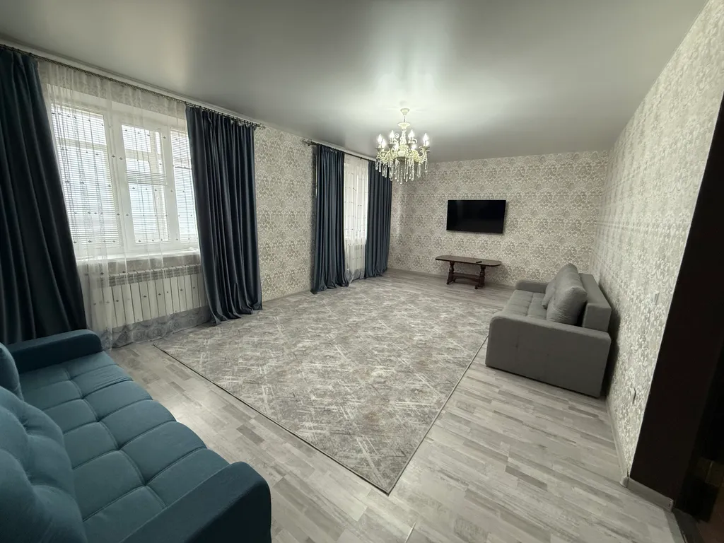 Просторная квартира на берегу моря