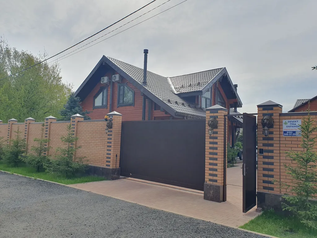 Уютный загородный дом из бруса с баней и чаном на дровах