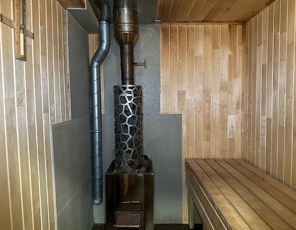 Коттедж Дом вблизи Суздальских озер с зоной отдыха и прудом — Санкт-Петербург