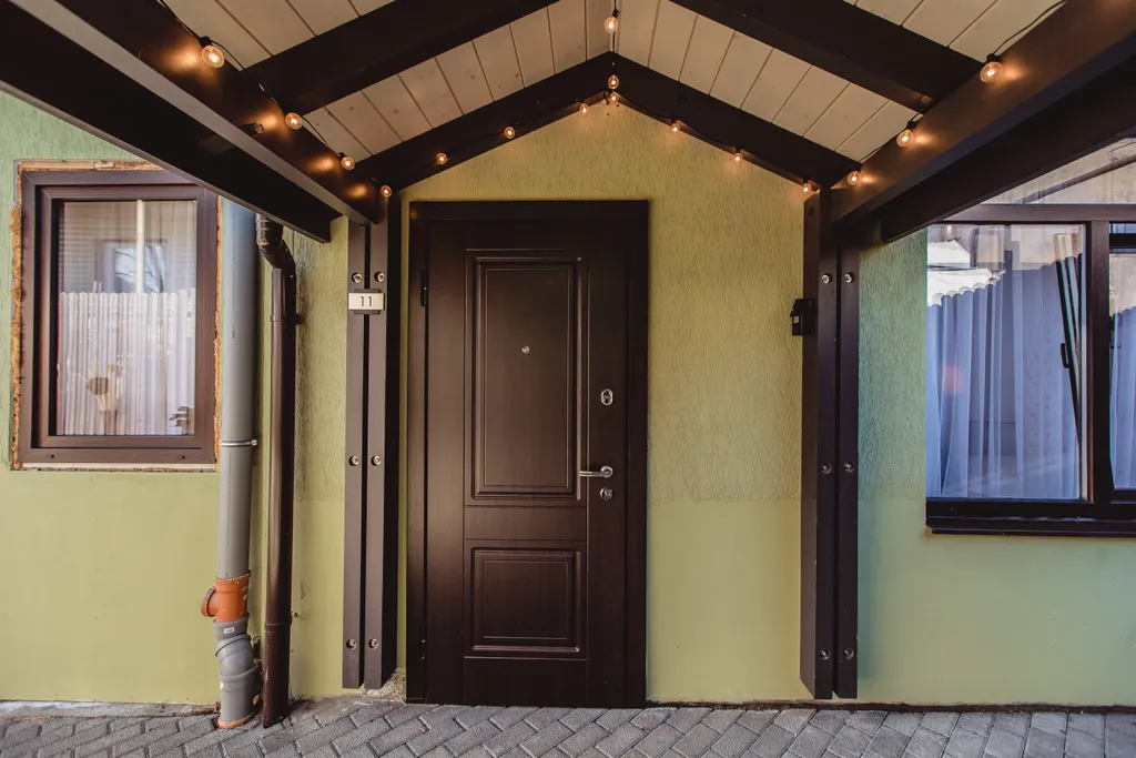 New lux apart с 3-спальнями в центре поляны