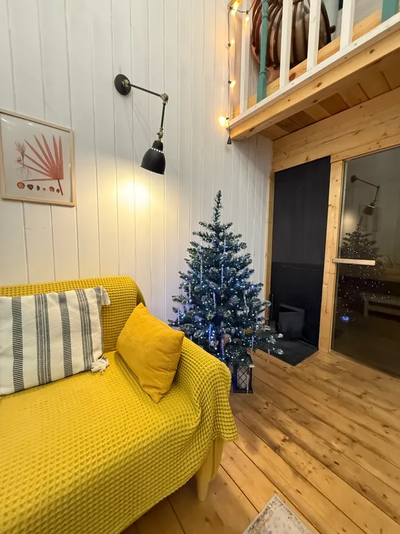 Дом-банька с видом на город