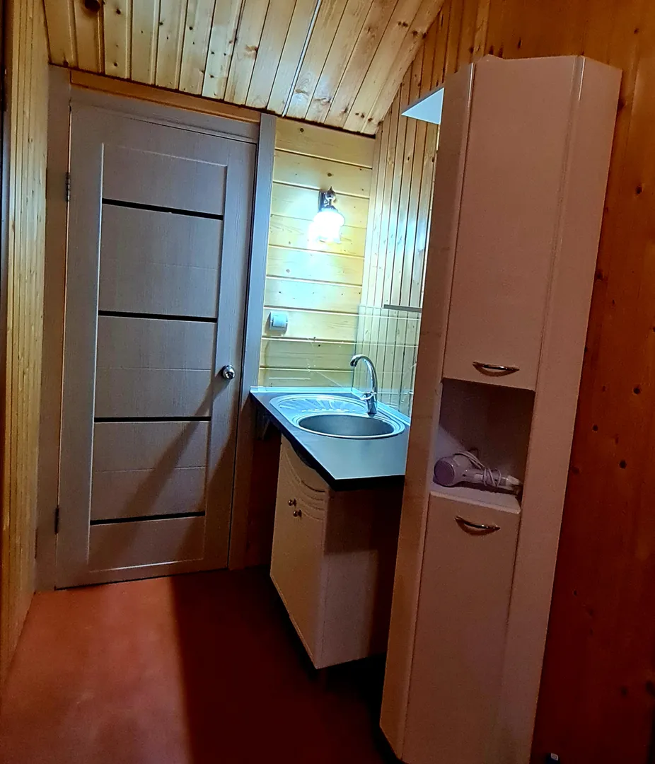 Раковина в прихожке