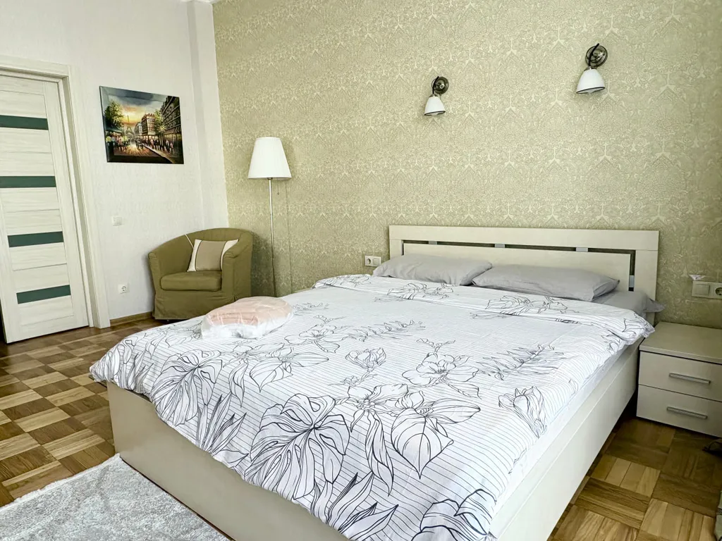 Уютные апартаменты у площади Победы