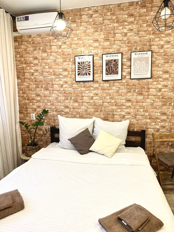 Стильная студия на двоих с магазином Пятерочка в этом же доме