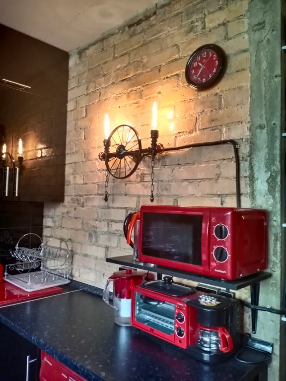 Двухуровневая Лофт-студия в Царском гараже