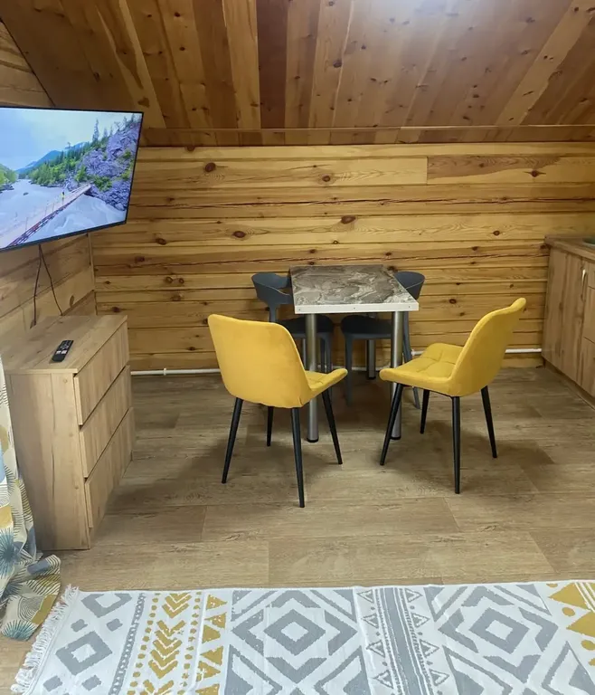 Уютный апартамент на втором этаже с отдельным входом